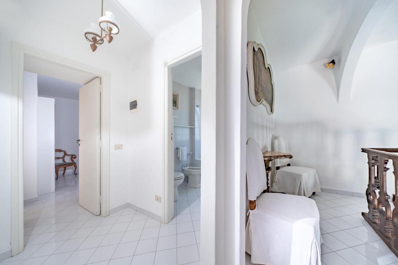 Charming Villa Capri Exteriör bild