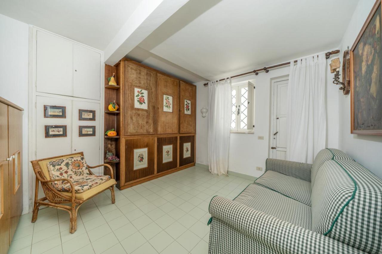 Charming Villa Capri Exteriör bild